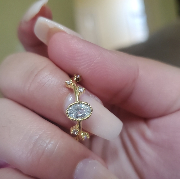 Ring in Gold - Picture 3 of 3